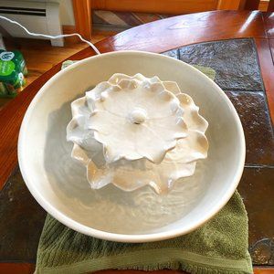 LOTUS INDOOR TABLETOP FOUNTAIN BY RED ENVELOPE